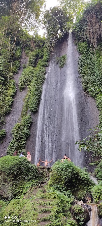 Air Terjun Anom