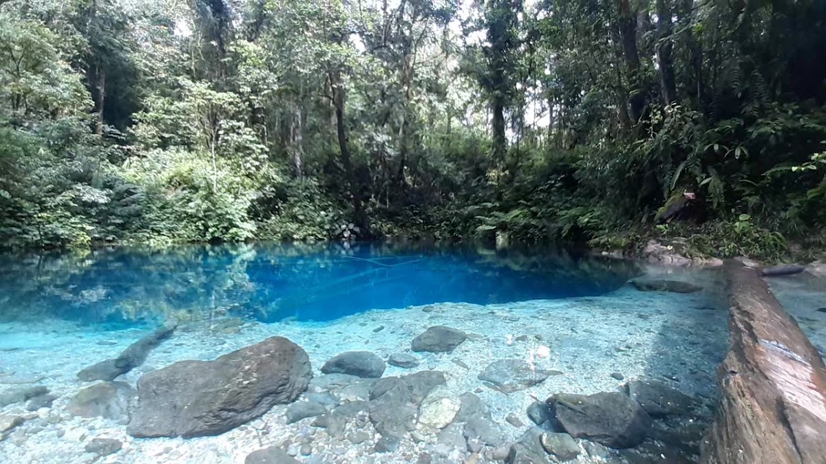 Danau Kaco