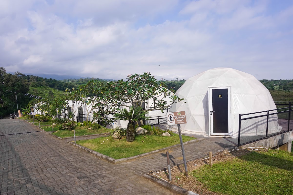 Glamping Malang Dreamland