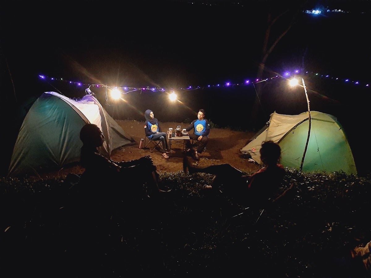 Bumi Perkemahan Lumbung Wit-witan