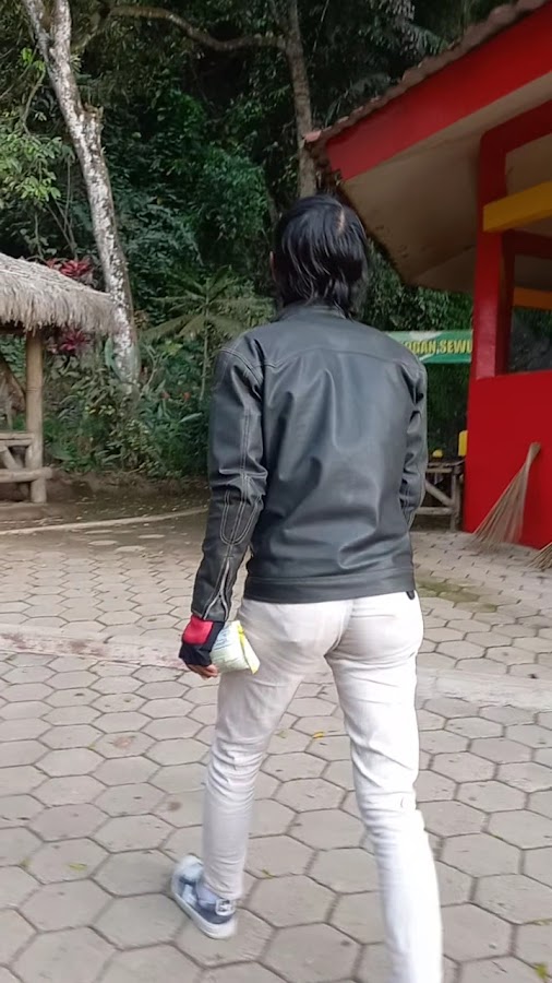 Air Terjun Grojogan Sewu Pujon