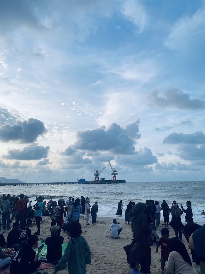 Wisata Pantai Gratis