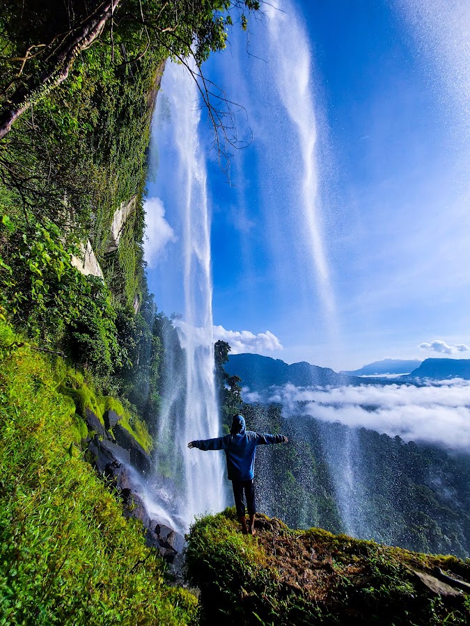 Air Terjun Terinting