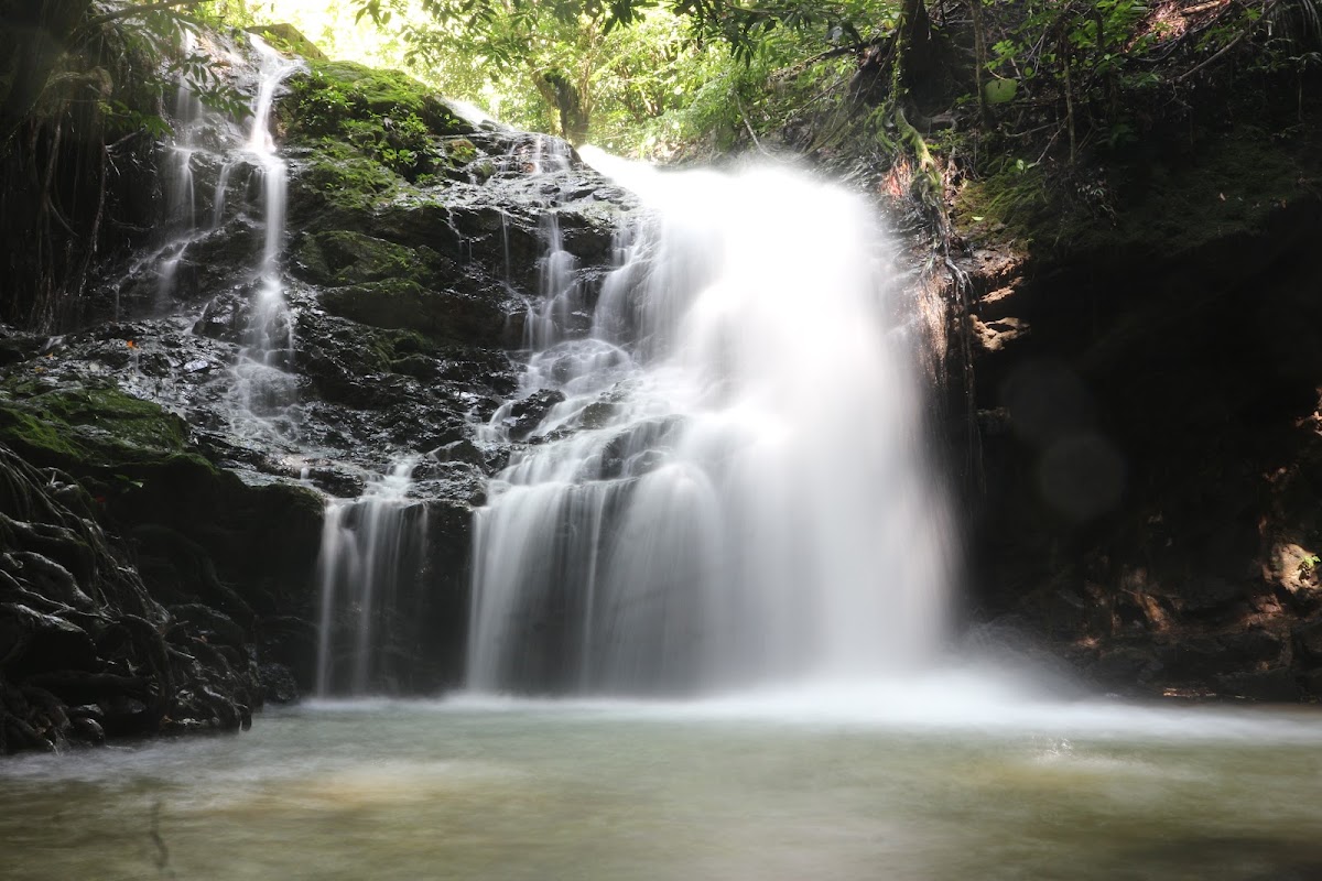 Air Terjun Riam Tikalong