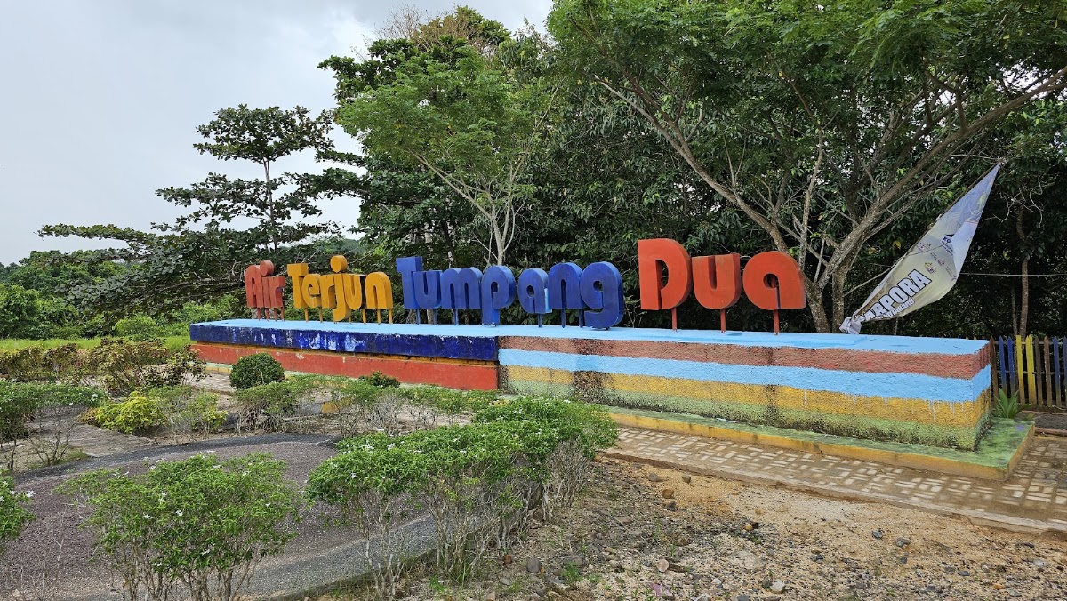 Objek Wisata Air Terjun Tumpang Dua