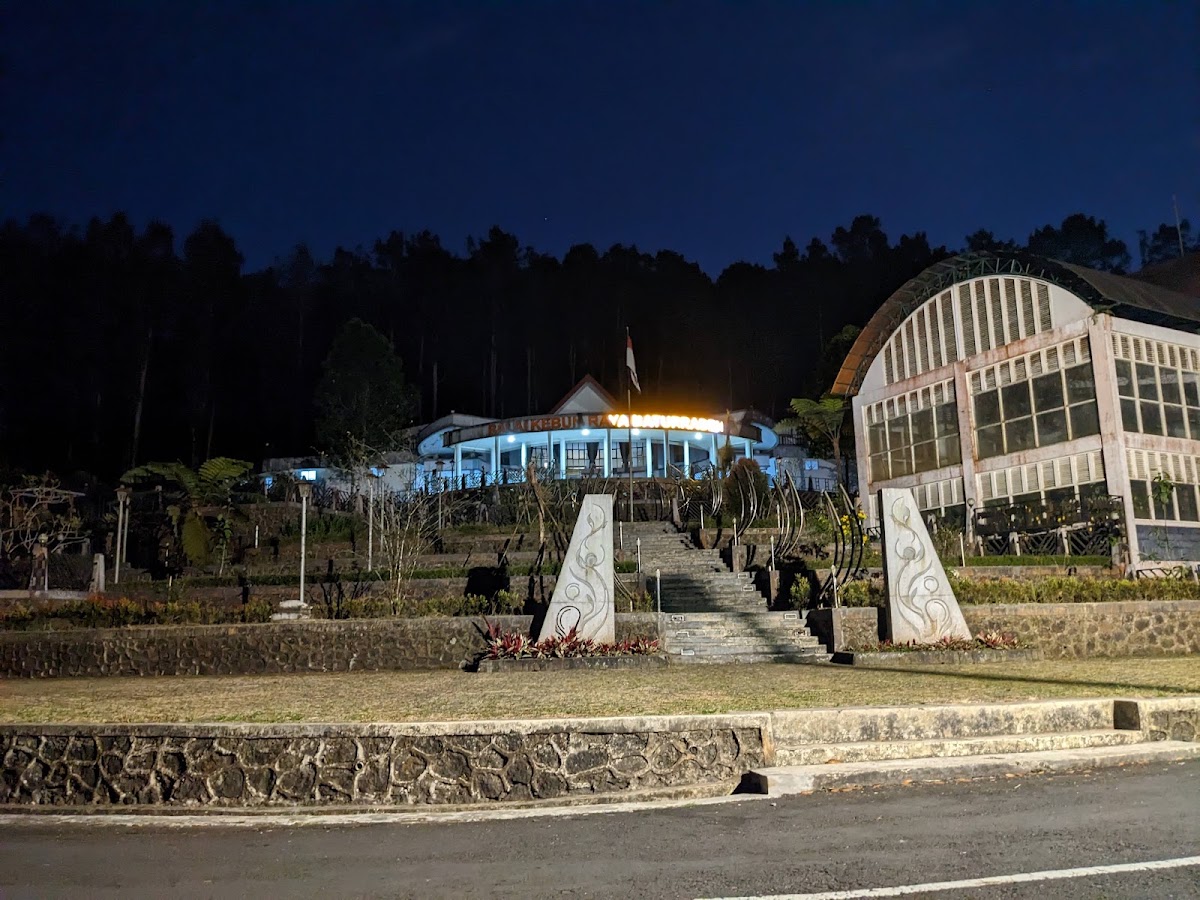 Glamping Kebun Raya