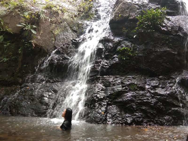 Air Terjun Bajuin