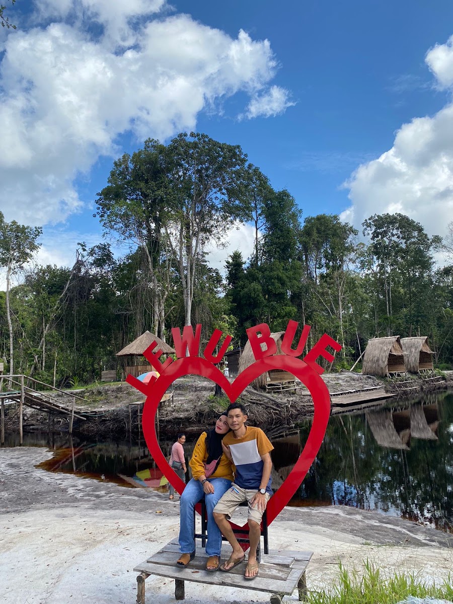 Wisata Lewu Bue
