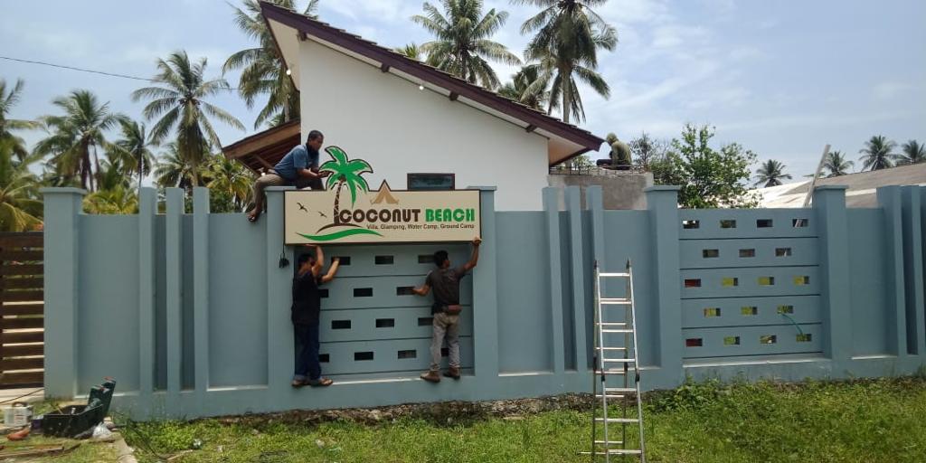Pantai Coconut Beach