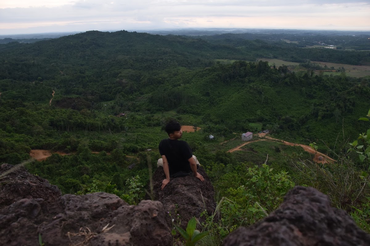 Wisata Puncak Bukit Biru