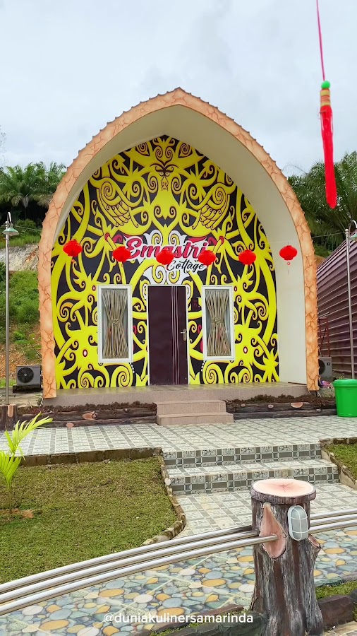 Emastri Park Batuah