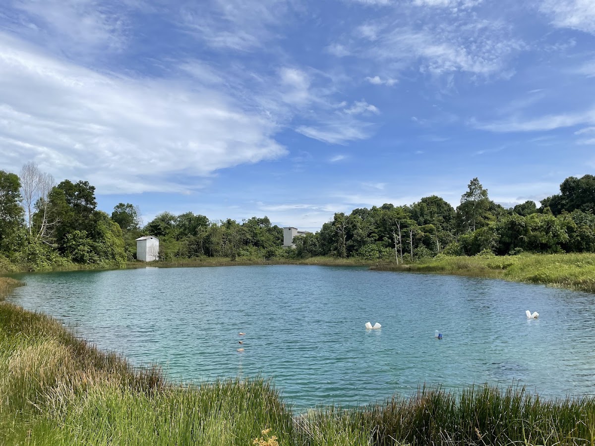Danau Cermin Lamaru