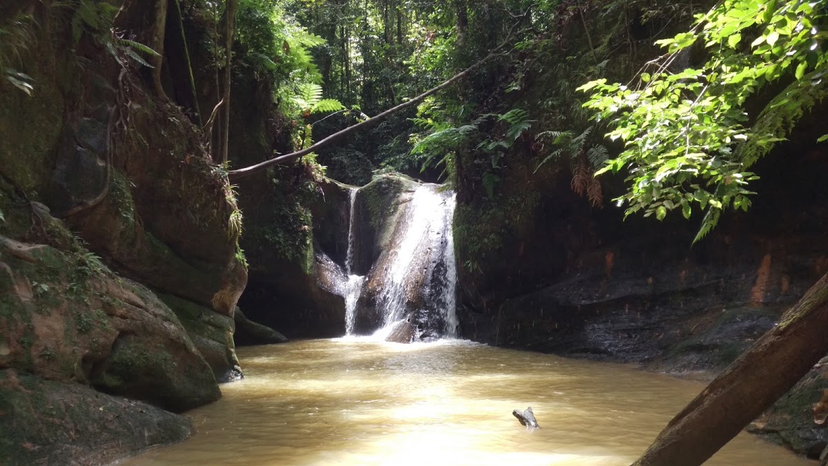 Air Terjun Binusan