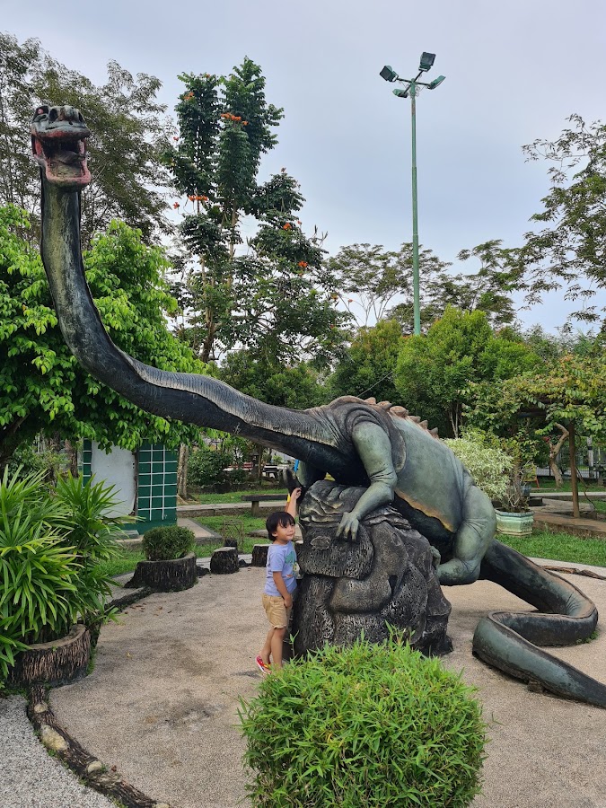 Taman Oval Ladang