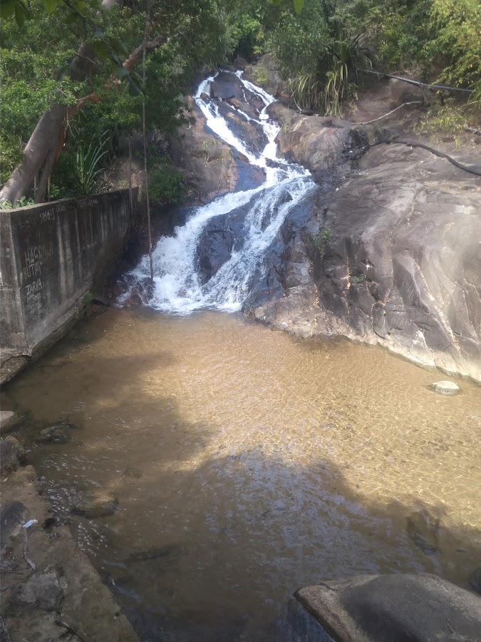 Air Terjun Sadap