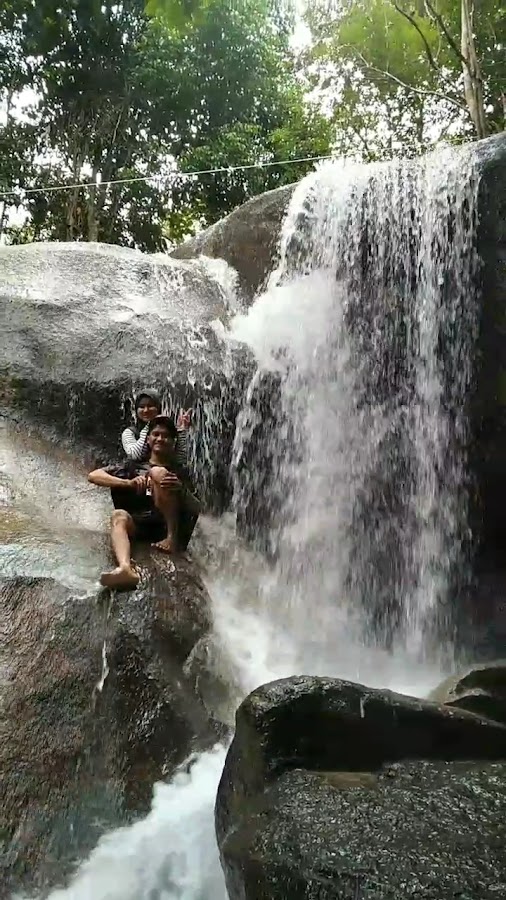 Air Terjun Mangkol