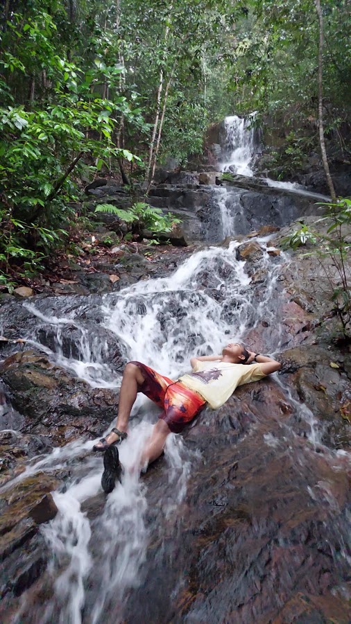 Air terjun dam damar