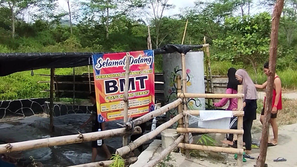 Air Panas BMT (Batu Merah Terak)