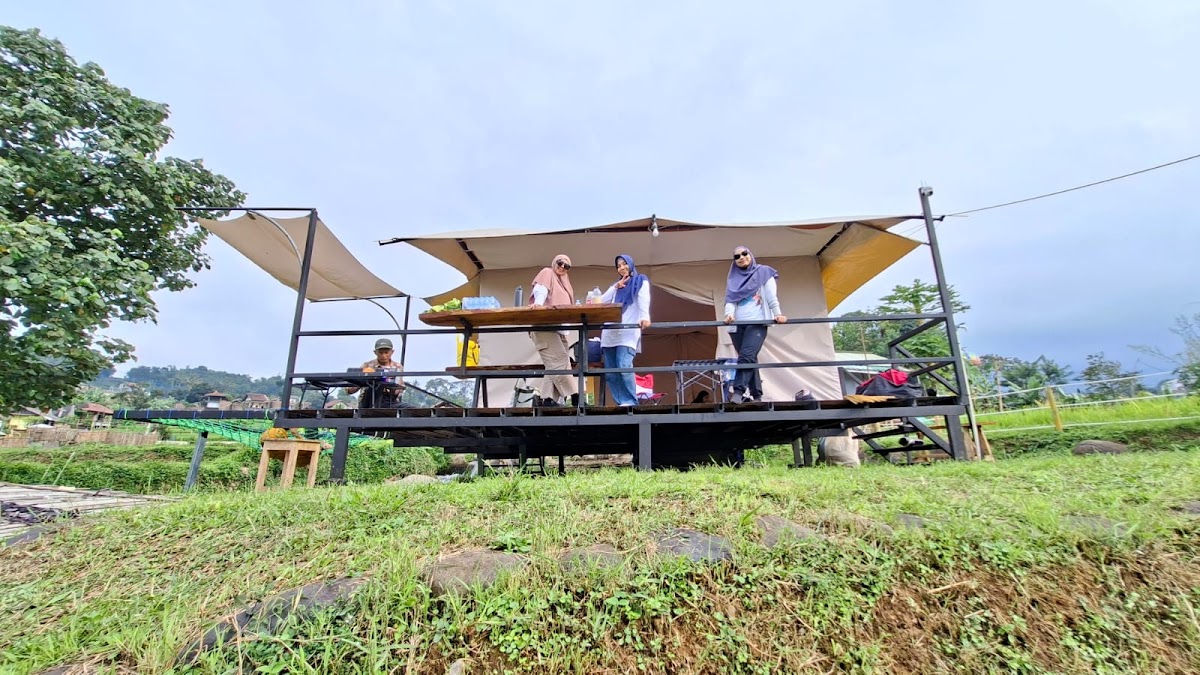 ELShanda Camp