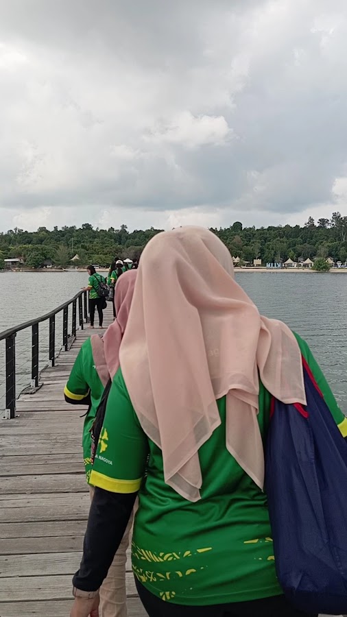 Kiki Beach Resort