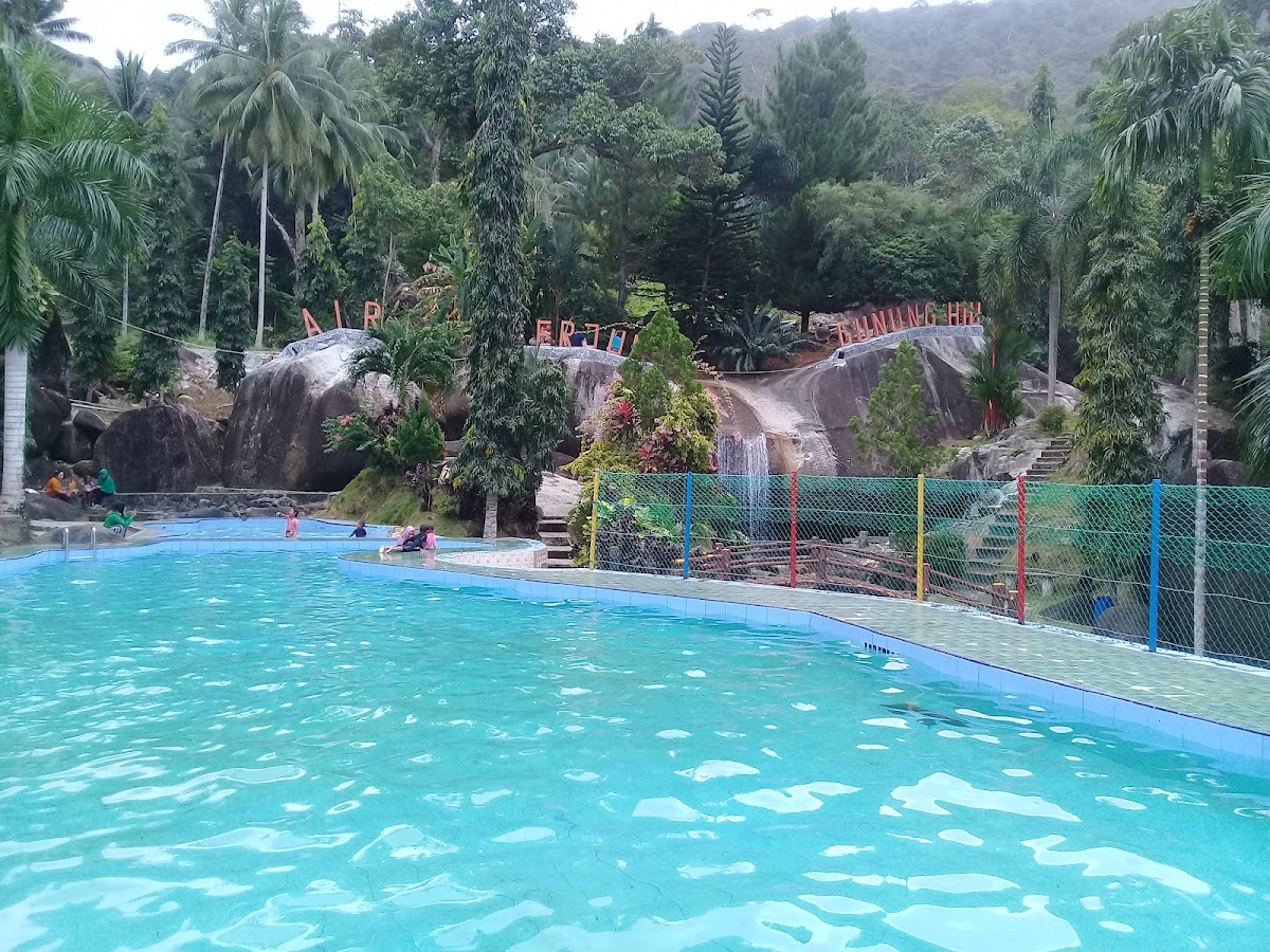 Air Terjun GUNUNG HIU