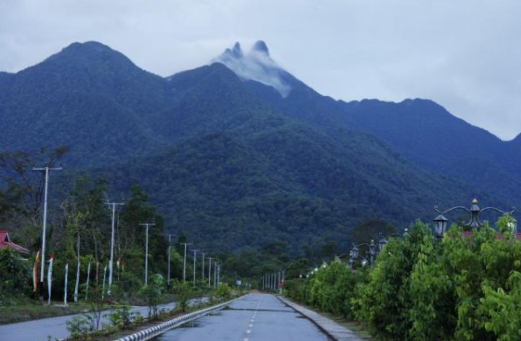 Gunung Daik