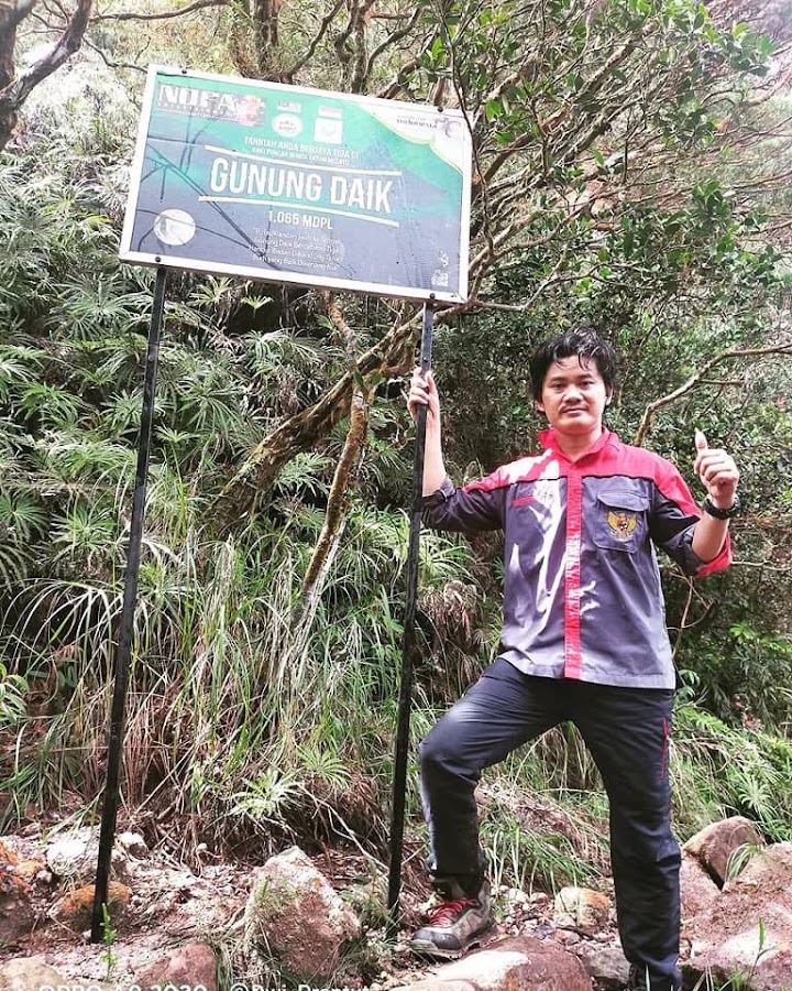 Gunung Daik