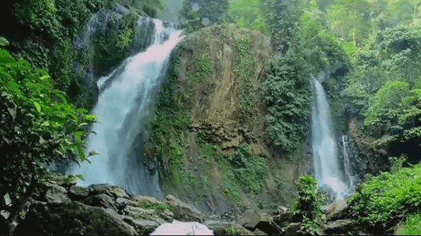 Air Terjun Lembah Pelangi Ulu Belu