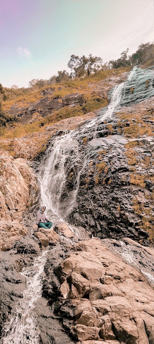 Air Terjun Curug Intan