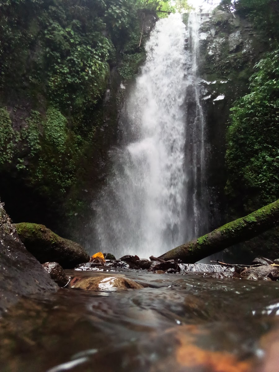 Air Terjun Curug Indah