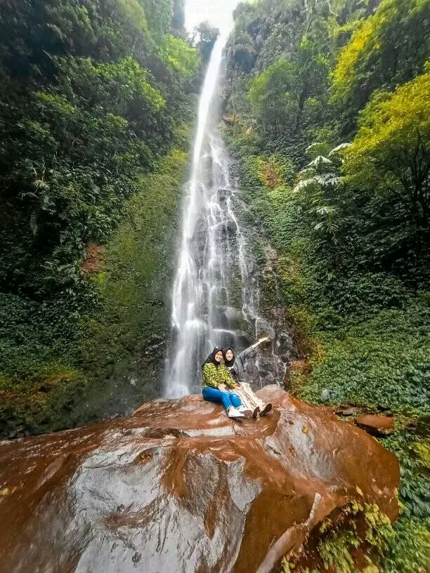 Air Terjun Sinar Tiga(Sukma ilang)
