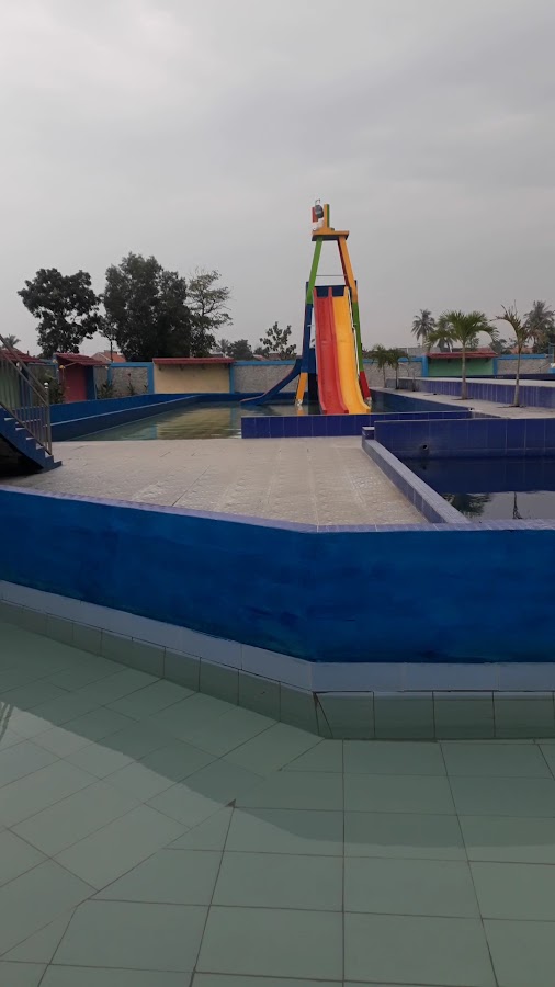 Pemandian air panas Perdana Wisata Lestari