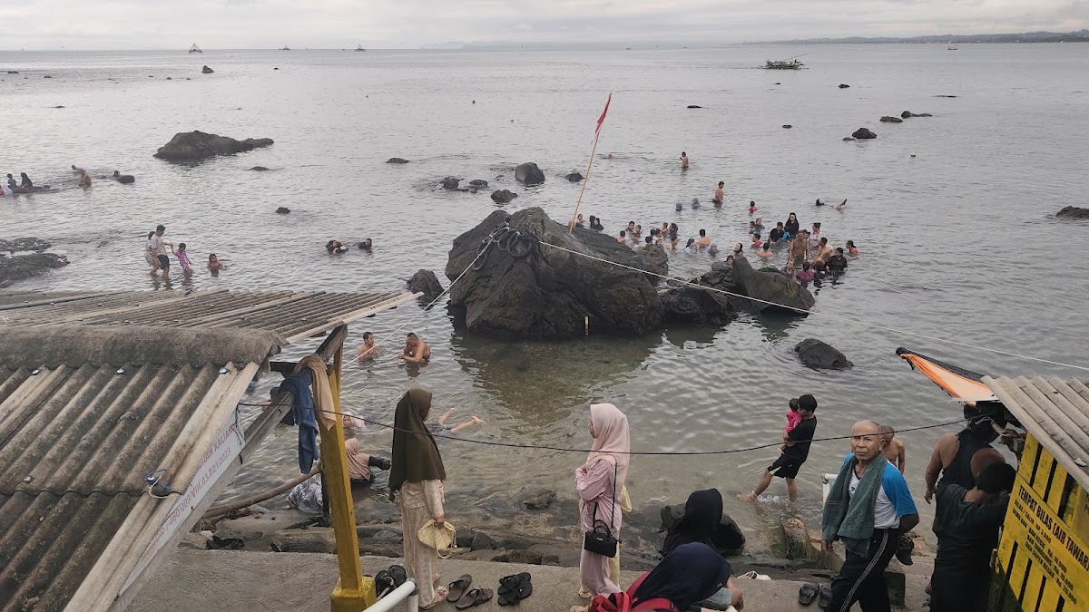 Pemandian Air Panas di Laut, Kalianda
