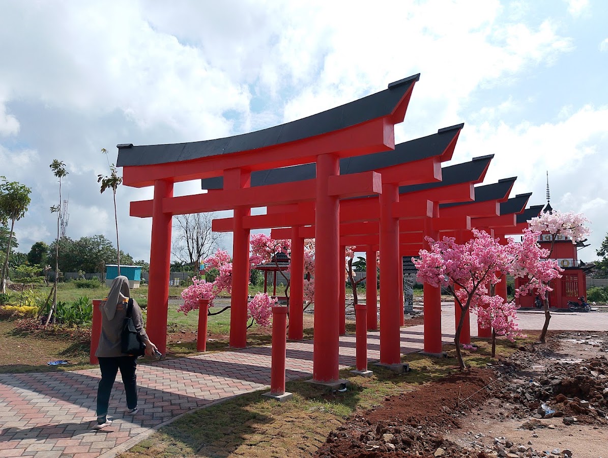 Navara City Park (pintu utama)