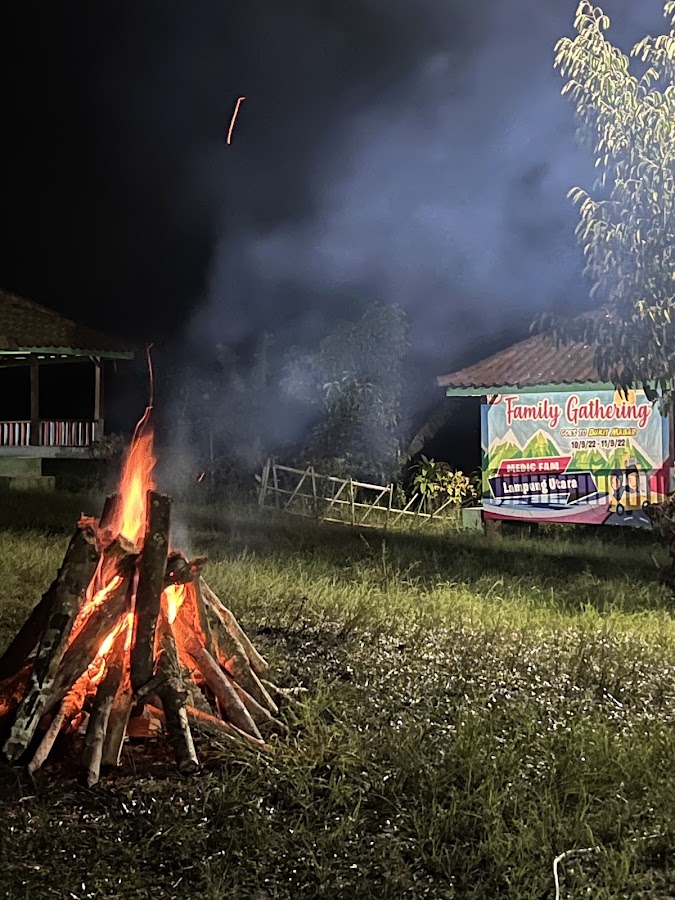 Wisata Bukit Mabar