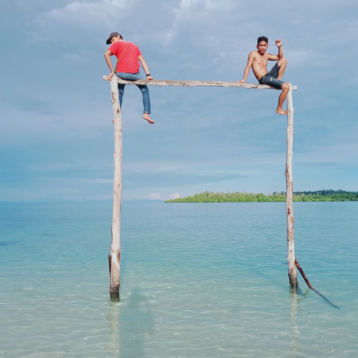 Mtu Mya Island, Desa kotalo