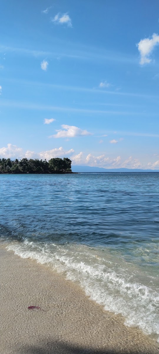 PANTAI LUARI TOBELO (Luari Beach)