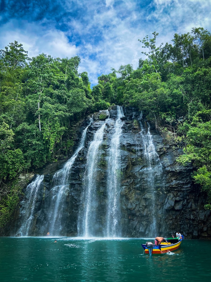 Air Terjun Kahatola