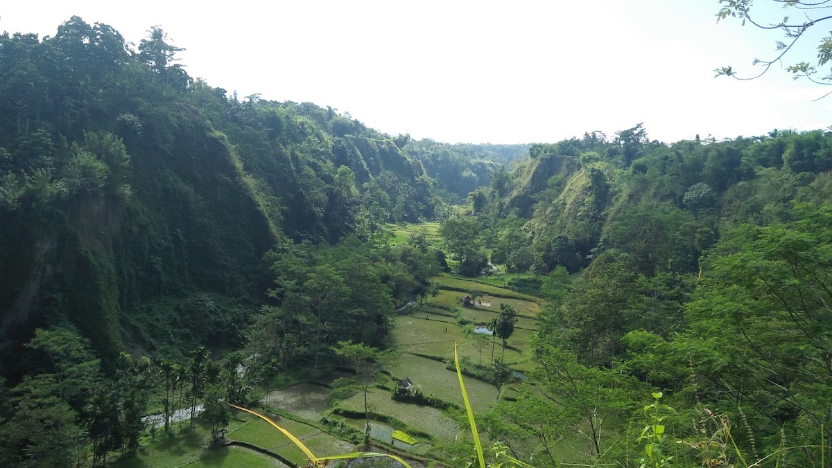 LEMBAH DATU CAMPING GROUND LOMBOK
