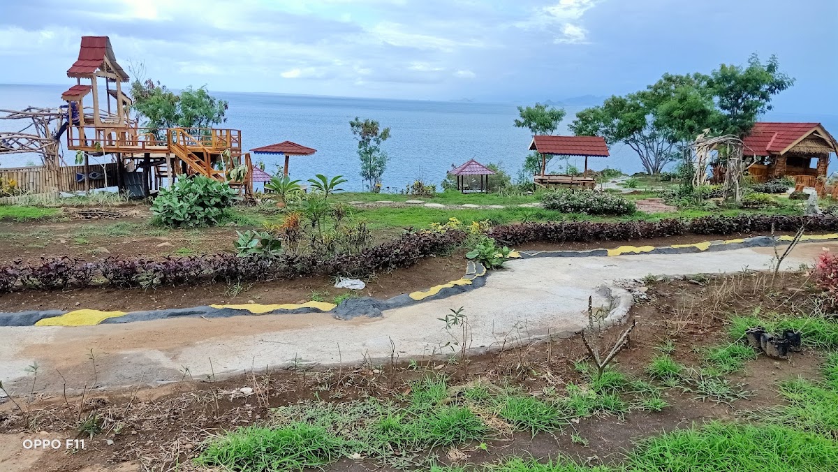 Wisata Bukit Kayangan