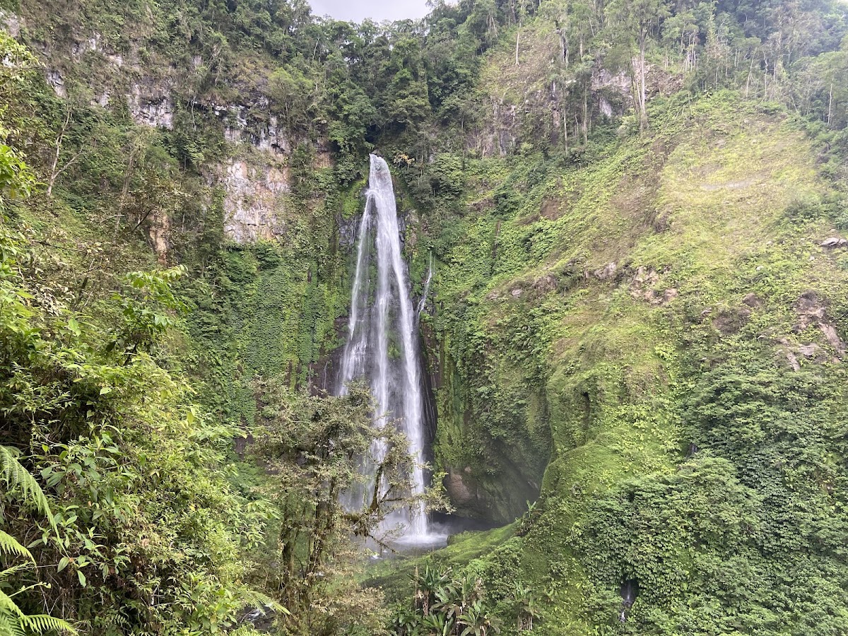 Air Terjun Tiu Sekeper