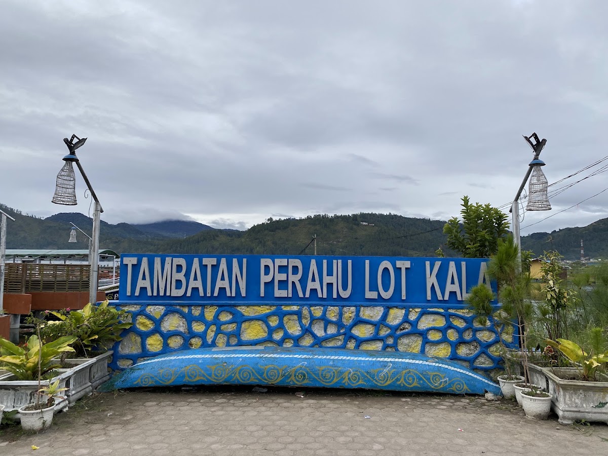 Tambatan Perahu Lot Kala