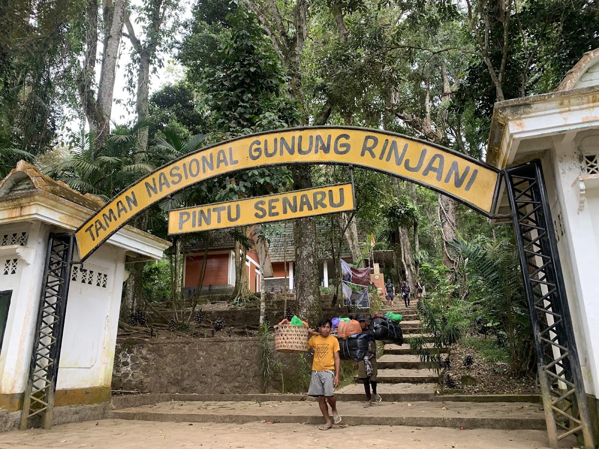 Pintu Pendakian Senaru TN Gunung Rinjani