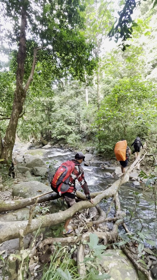Pemandian Air Panas (aik kalak)