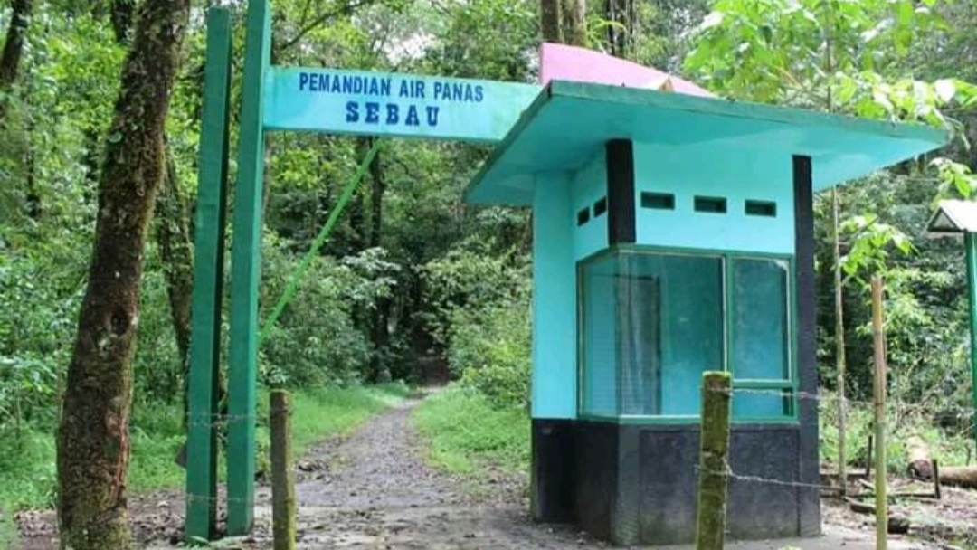 Sebau hot spring