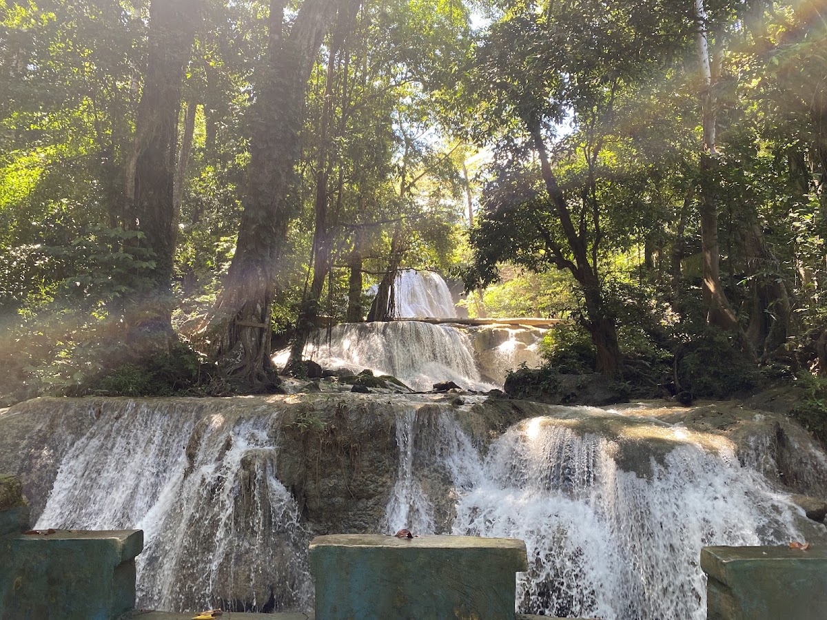 Air Terjun Oenesu