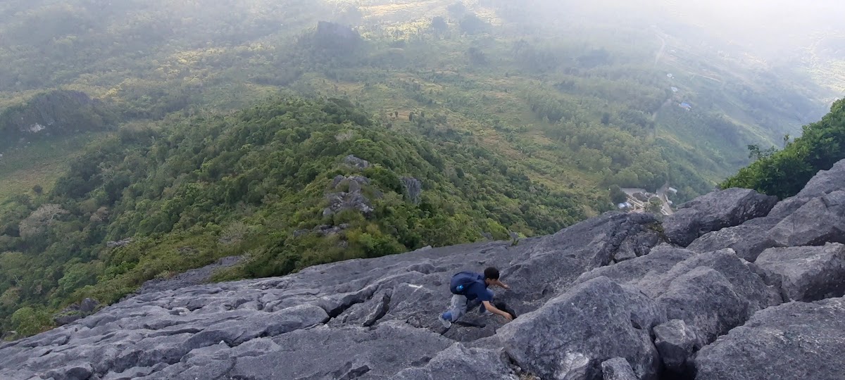 GUNUNG FATULEU