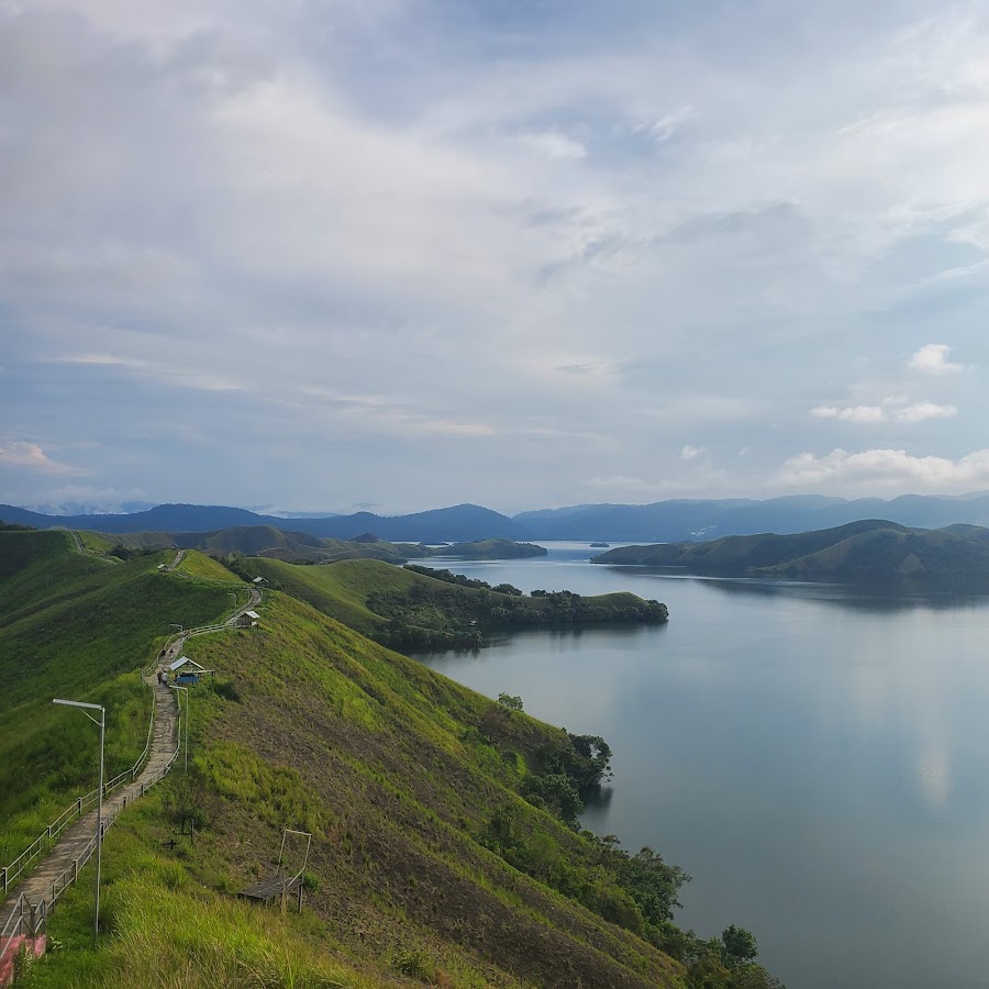 Bukit Tungku Wiri