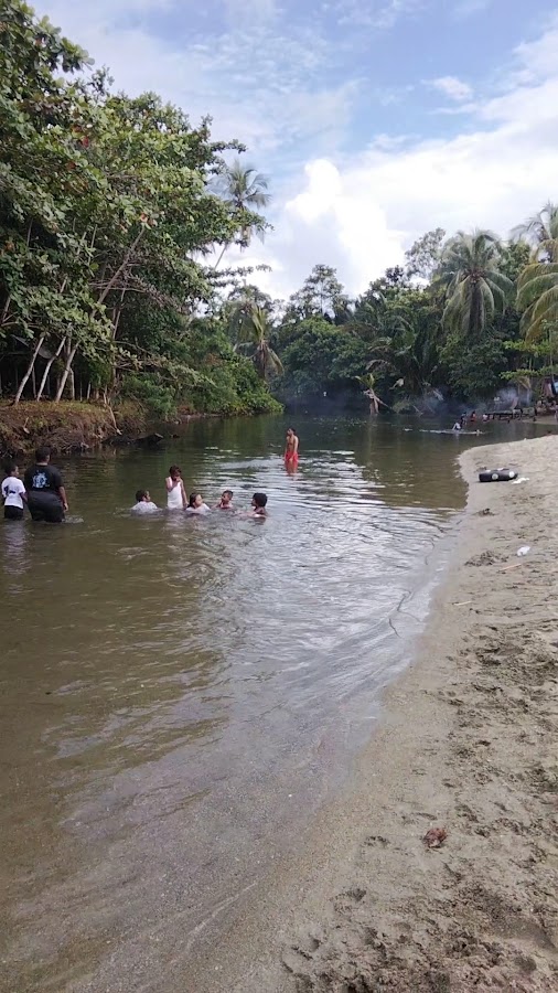 Pantai Amai