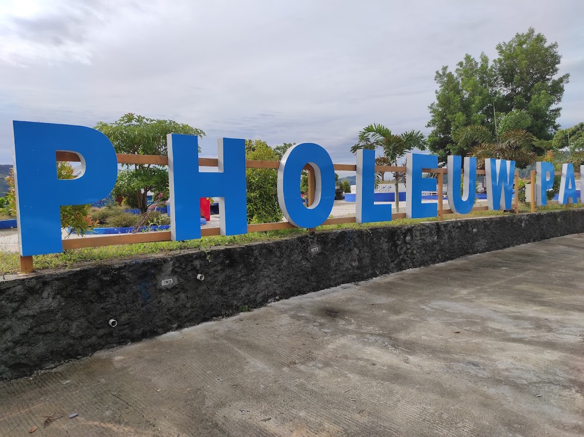 Pholeuw Park